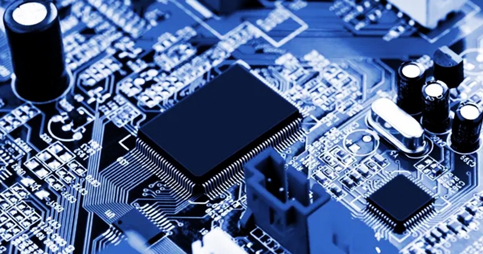 Многозадачная обработка: как повысить гибкость производства на заводах по производству печатных плат?