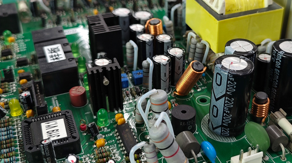 Влияние механизма многоканальной связи заводов PCBA на поддержку клиентов