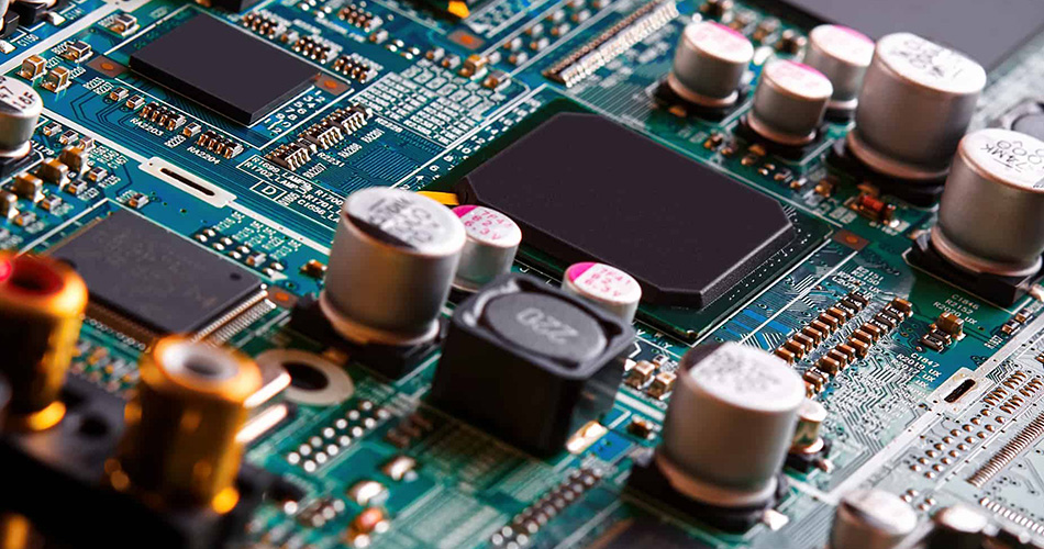 Как модернизация оборудования на заводах по производству печатных плат может улучшить качество продукции?