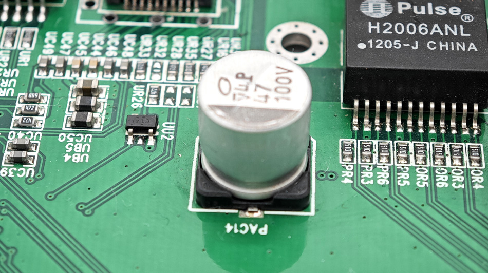 Как управление производством PCBA влияет на реализацию проекта?