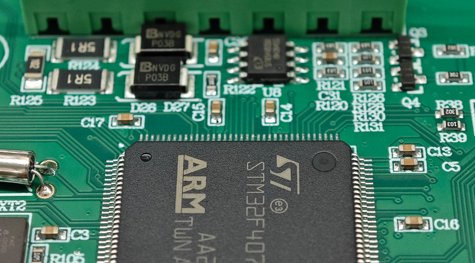 Высокоточная обработка печатных плат RCU: какие технологические инновации изменили отраслевые стандарты?