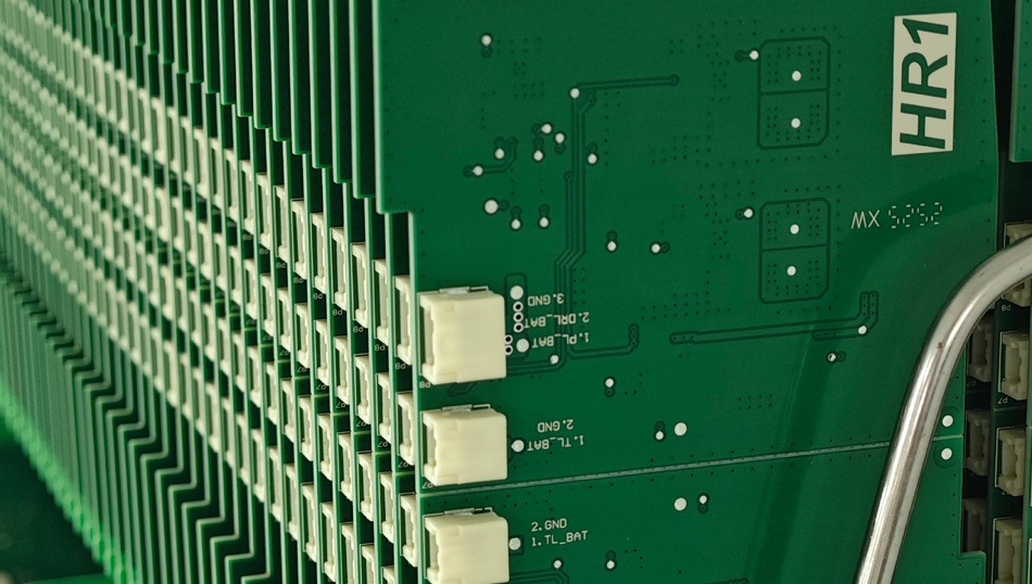 Как заводы по промышленному контролю PCBA могут улучшить контроль качества посредством мониторинга данных в реальном времени?